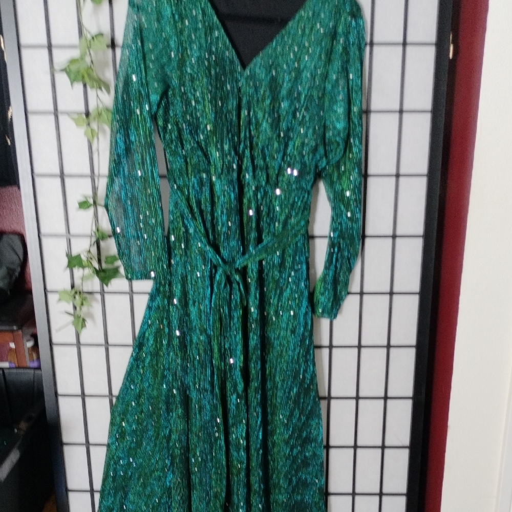 Green Sequin Wrap-Style Women's Dress
